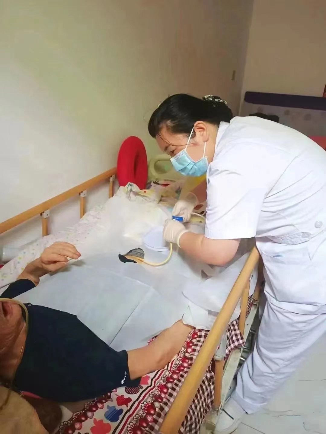 男性插尿管(男性插尿管属于几级疼痛)